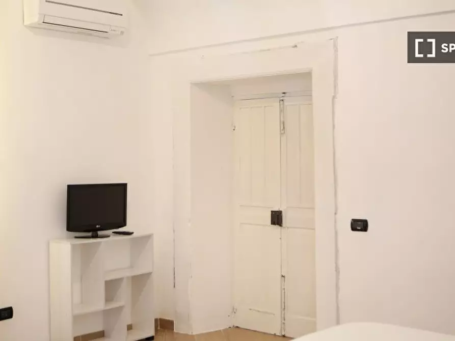 Immagine 6 di Appartamento in affitto  in Vico Pedamentina a San Martino a Napoli