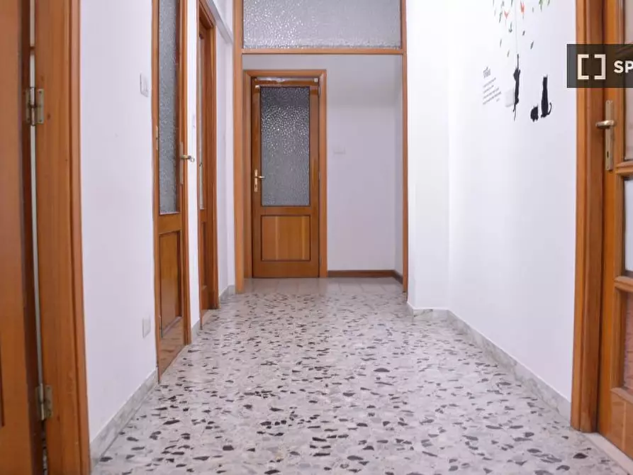 Immagine 10 di Camera condivisa in affitto  in Via Pola a Cagliari