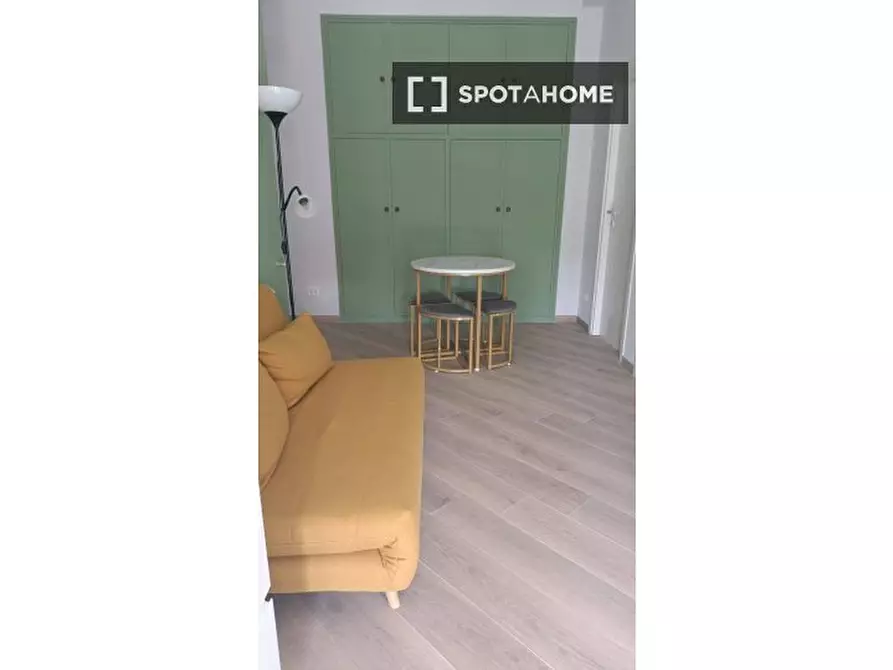 Immagine 11 di Ufficio in affitto  in Piazza Alfonso Neuschuler a Roma