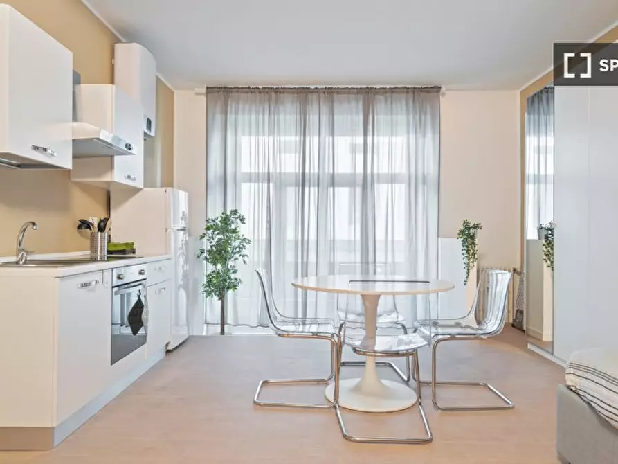 Immagine 3 di Ufficio in affitto  in Via Luciano Manara a Milano