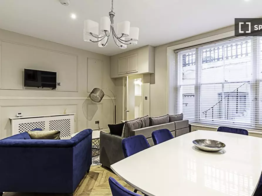 Immagine 1 di Appartamento in affitto  in Clanricarde Gardens a Paddington