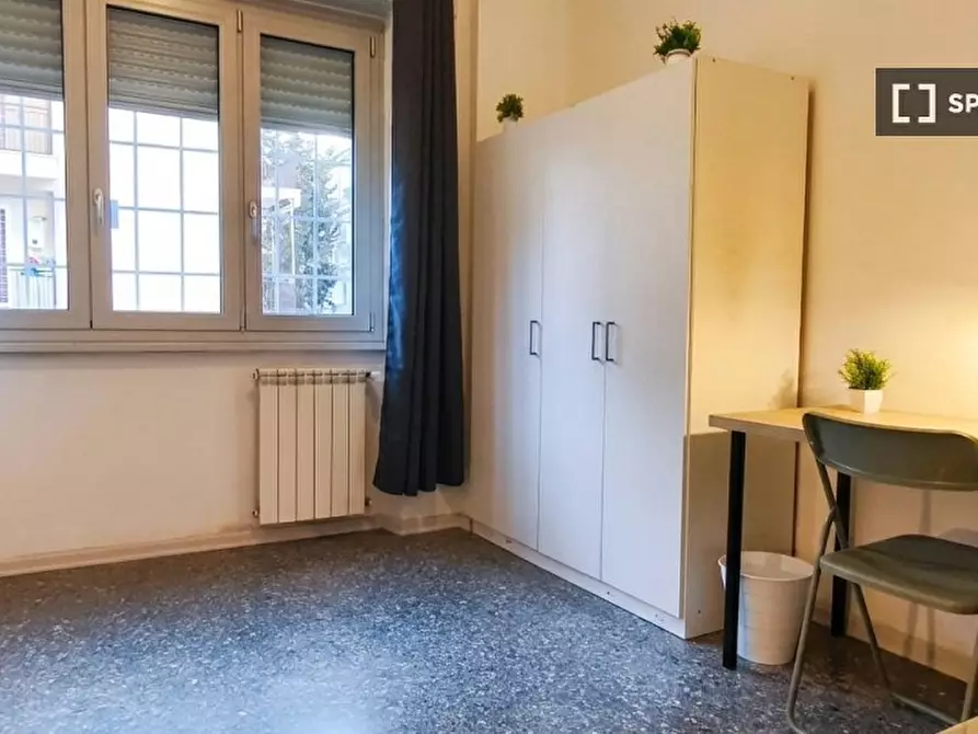 Immagine 4 di Camera condivisa in affitto  in Via Giulio Aristide Sartorio, 00147 Roma RM, Italy a Roma