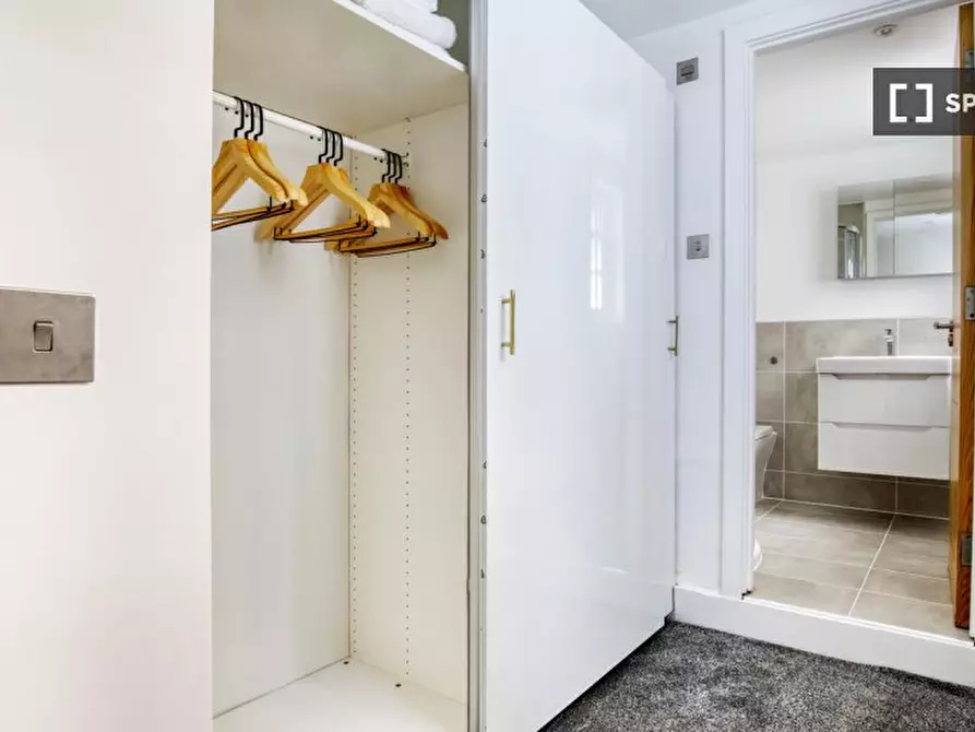 Immagine 14 di Appartamento in affitto  in Molyneux St a Paddington