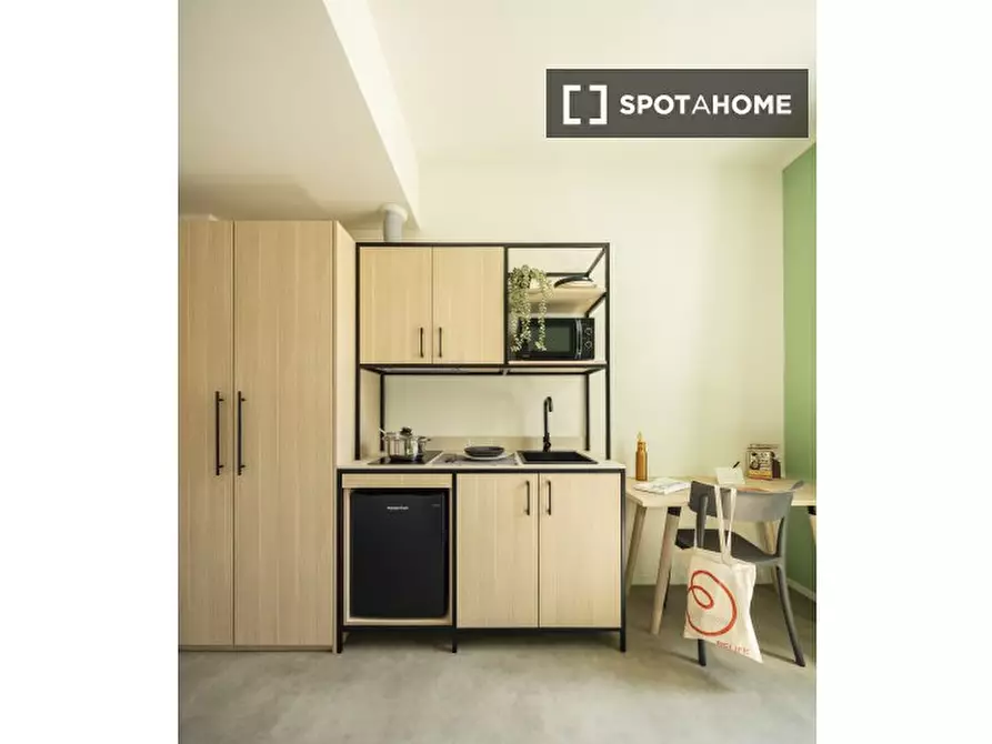 Immagine 2 di Ufficio in affitto  in Corso Novara a Torino