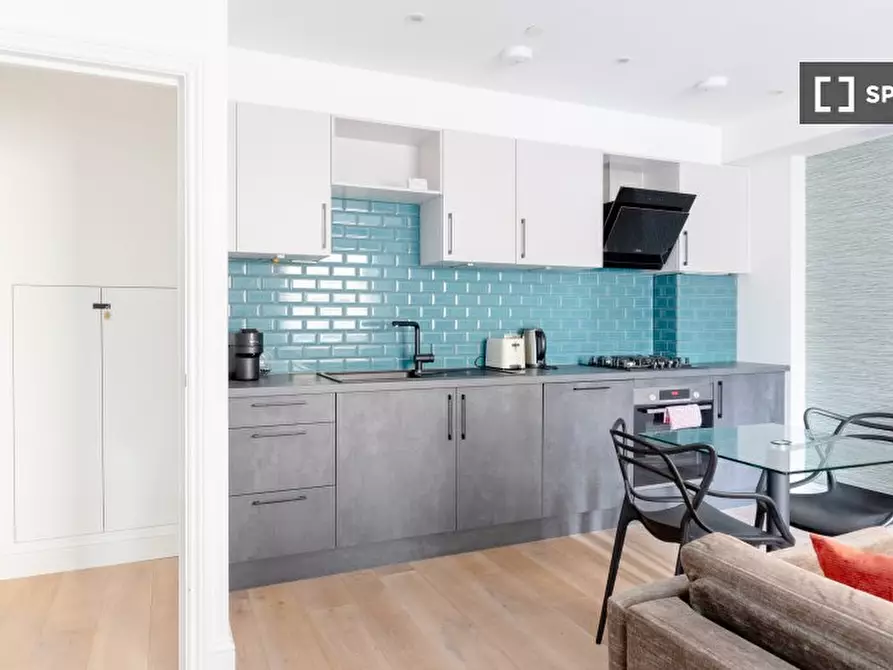 Immagine 13 di Appartamento in affitto  in Sutherland Ave a Paddington