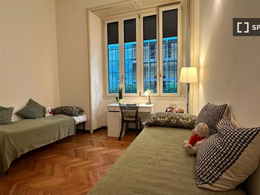 Immagine 5 di Camera condivisa in affitto  in Via Carlo Ravizza a Milano