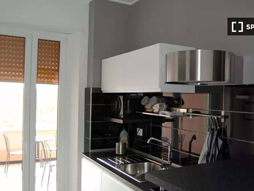 Immagine 7 di Camera condivisa in affitto  in Viale dello Scalo S. Lorenzo a Roma