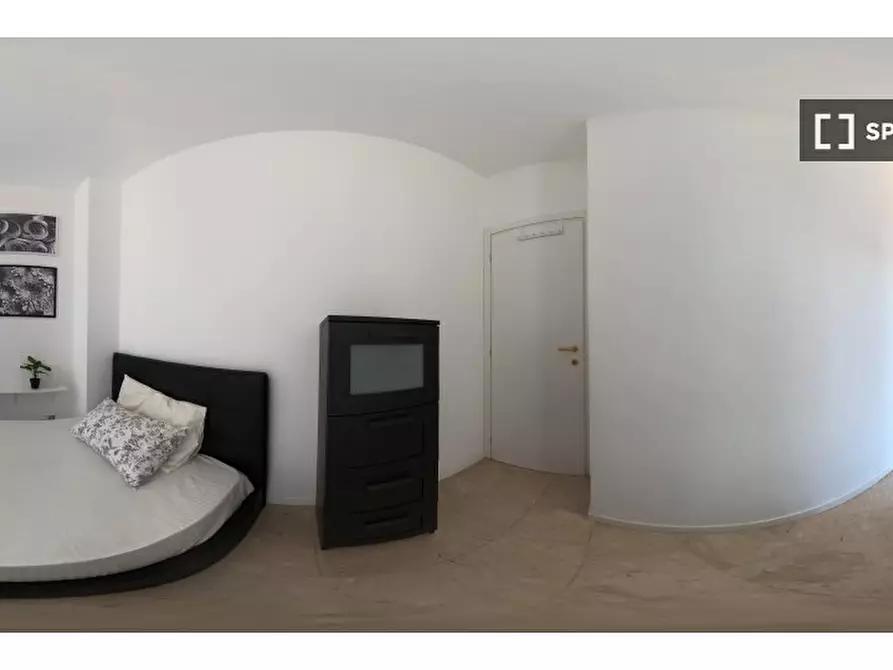 Immagine 5 di Camera condivisa in affitto  in Via Vettabbia a Milano