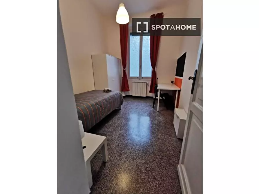 Immagine 13 di Camera condivisa in affitto  in VIA ASSAROTTIA / 11 a Genova
