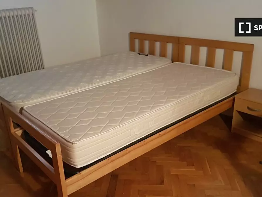 Immagine 4 di Camera condivisa in affitto  in Via Castelbarco a Trento