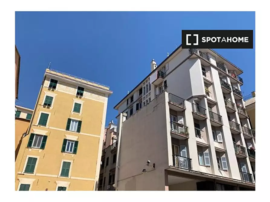 Immagine 14 di Appartamento in affitto  in Piazza di Sarzano a Genova