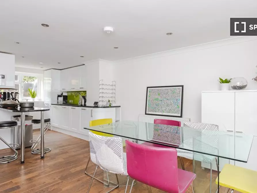 Immagine 8 di Appartamento in affitto  in Balfe St a Islington