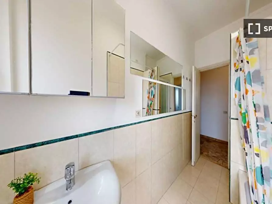 Immagine 19 di Camera condivisa in affitto  in Viale Molise a Milano