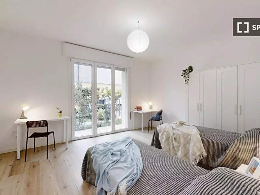 Immagine 1 di Camera condivisa in affitto  in VIA armistizio a Padova