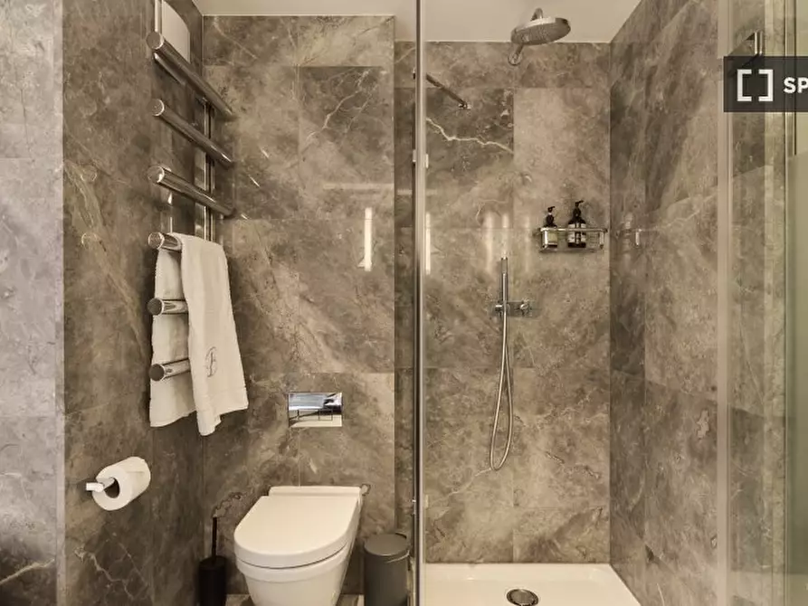 Immagine 18 di Appartamento in affitto  in William Mews a 