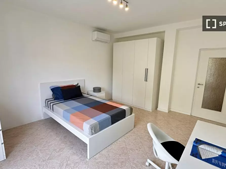 Immagine 6 di Camera condivisa in affitto  in Pecorini a Milano