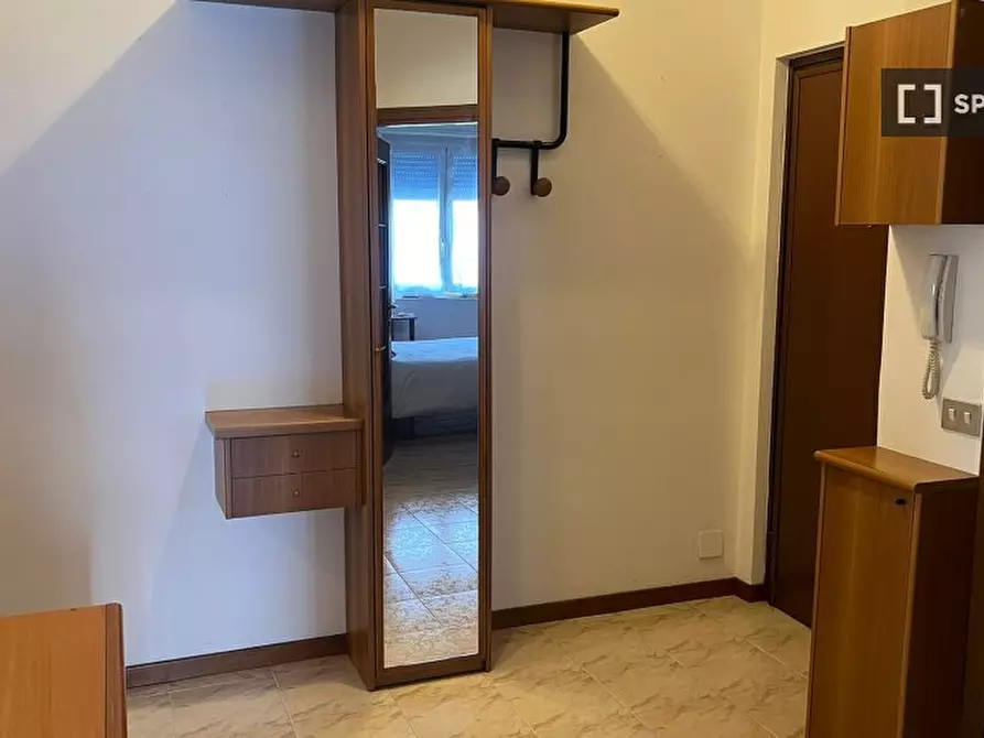 Immagine 5 di Camera condivisa in affitto  in V.le delle Rimembranze di Greco a Milano