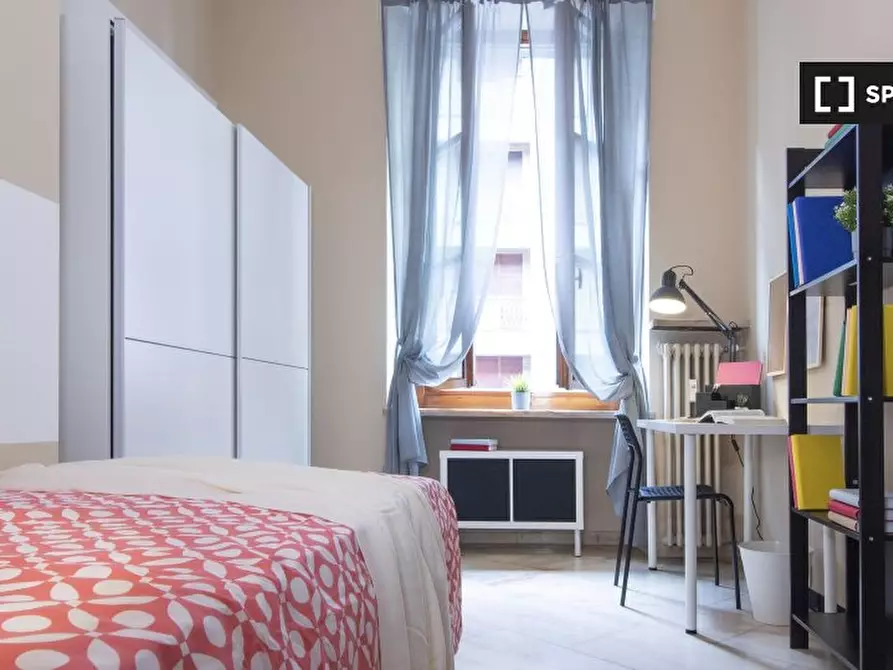 Immagine 9 di Camera condivisa in affitto  in Via Principi d'Acaja a Torino