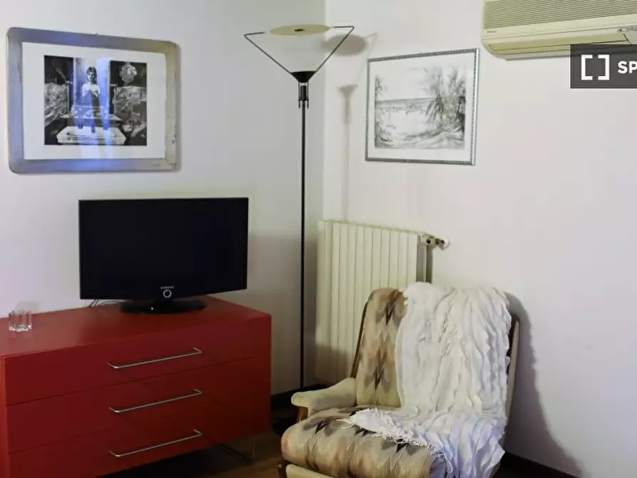 Immagine 16 di Appartamento in affitto  in Via Galliera a Bologna