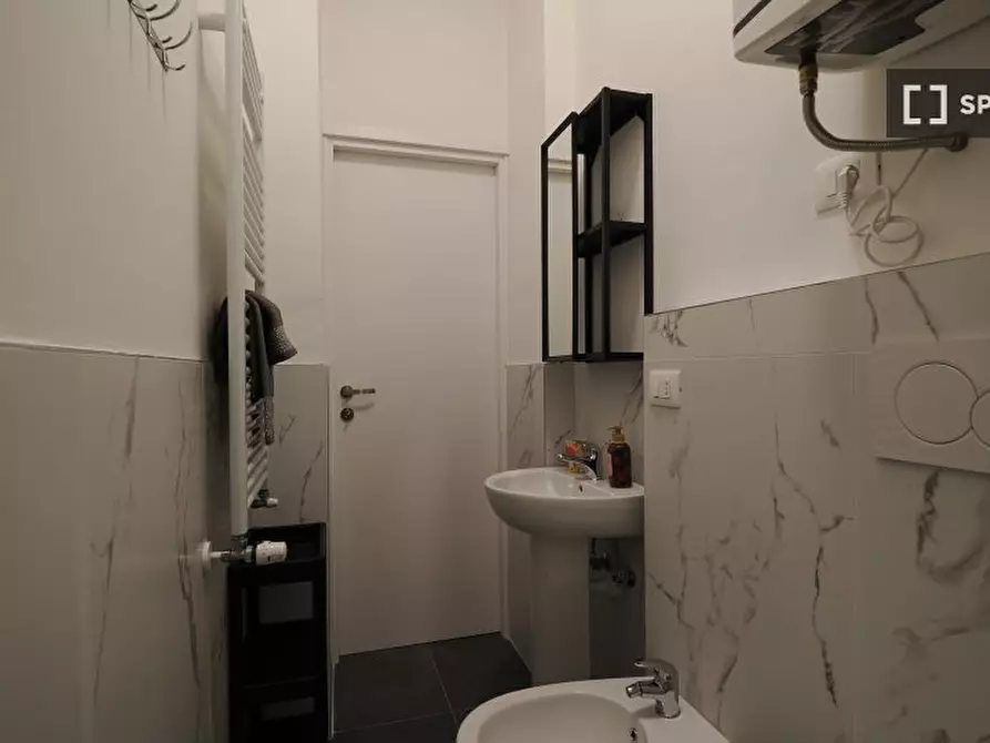 Immagine 12 di Camera condivisa in affitto  in Corso Peschiera a Torino