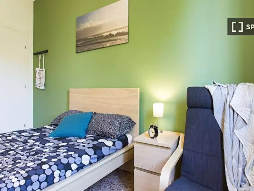 Immagine 2 di Camera condivisa in affitto  in Via Gallarate a Milano