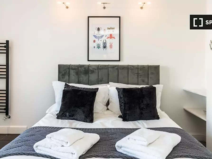 Immagine 3 di Appartamento in affitto  in Coldharbour a Poplar