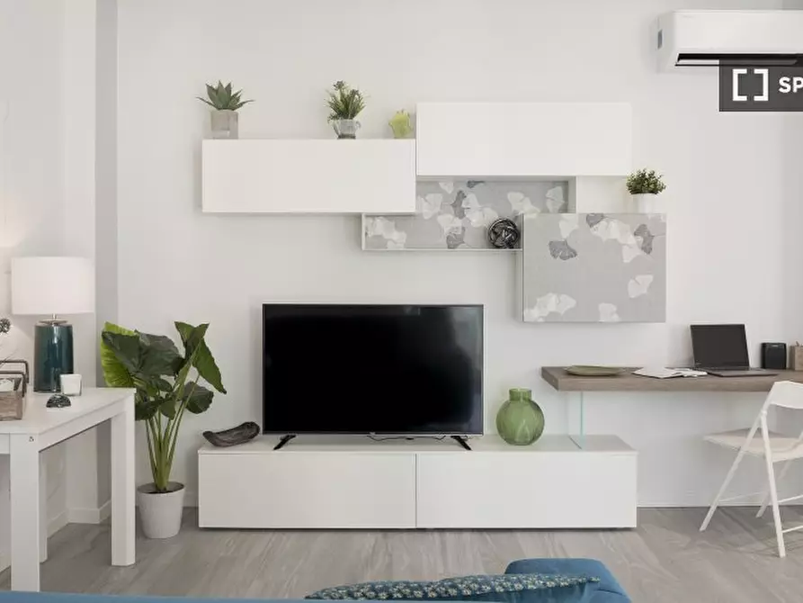 Immagine 2 di Appartamento in affitto  in Via Carlo Farini a Milano