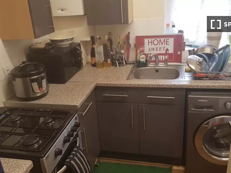 Immagine 7 di Camera condivisa in affitto  in Burrows Road a Brent