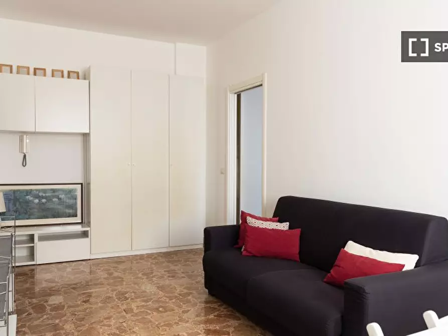 Immagine 5 di Appartamento in affitto  in Viale Giovanni da Cermenate a Milano