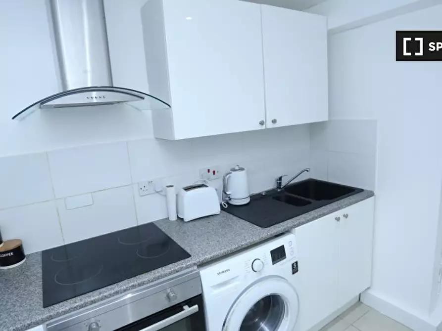 Immagine 12 di Camera condivisa in affitto  in Lytham Cl a Eltham