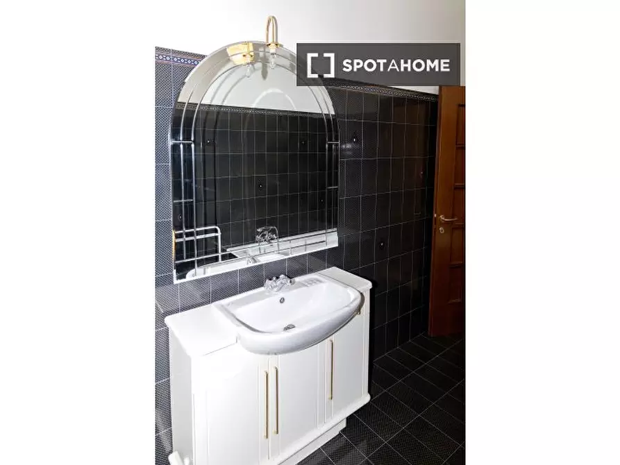 Immagine 3 di Appartamento in affitto  in Via Don Umberto Terenzi a Roma