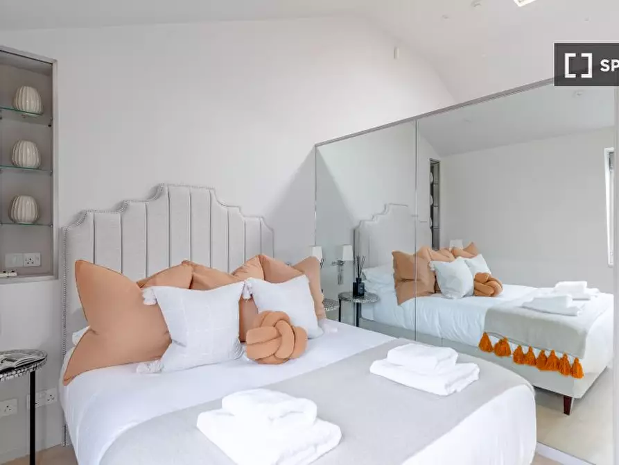 Immagine 5 di Appartamento in affitto  in Ovington Square a Kensington