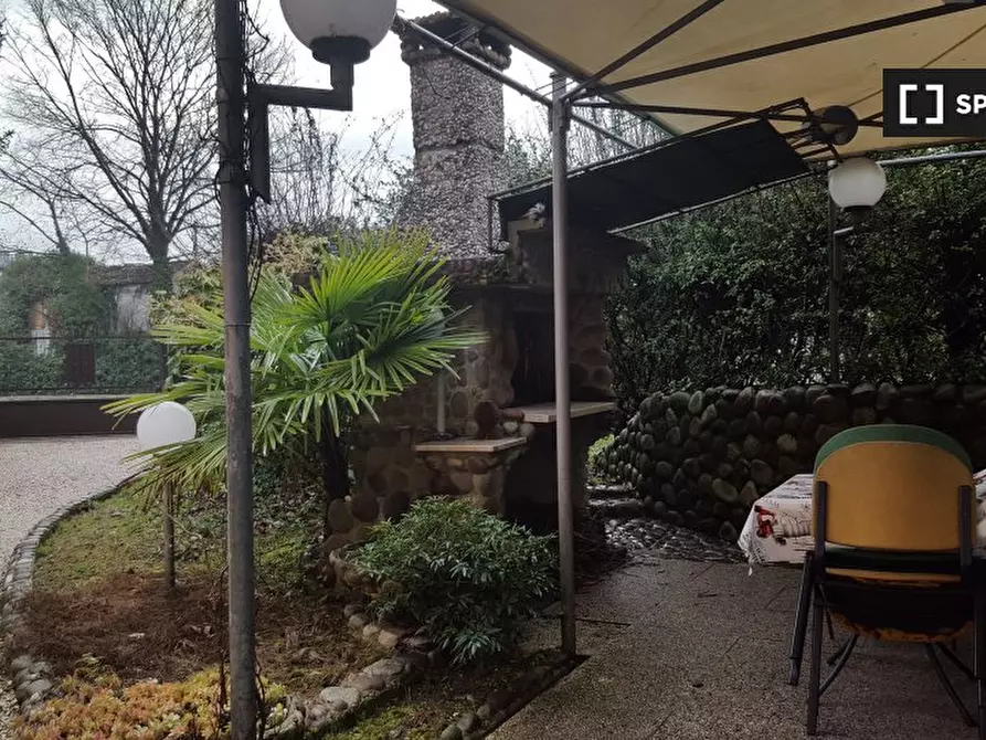 Immagine 10 di Camera condivisa in affitto  in Via Plebiscito a Padova