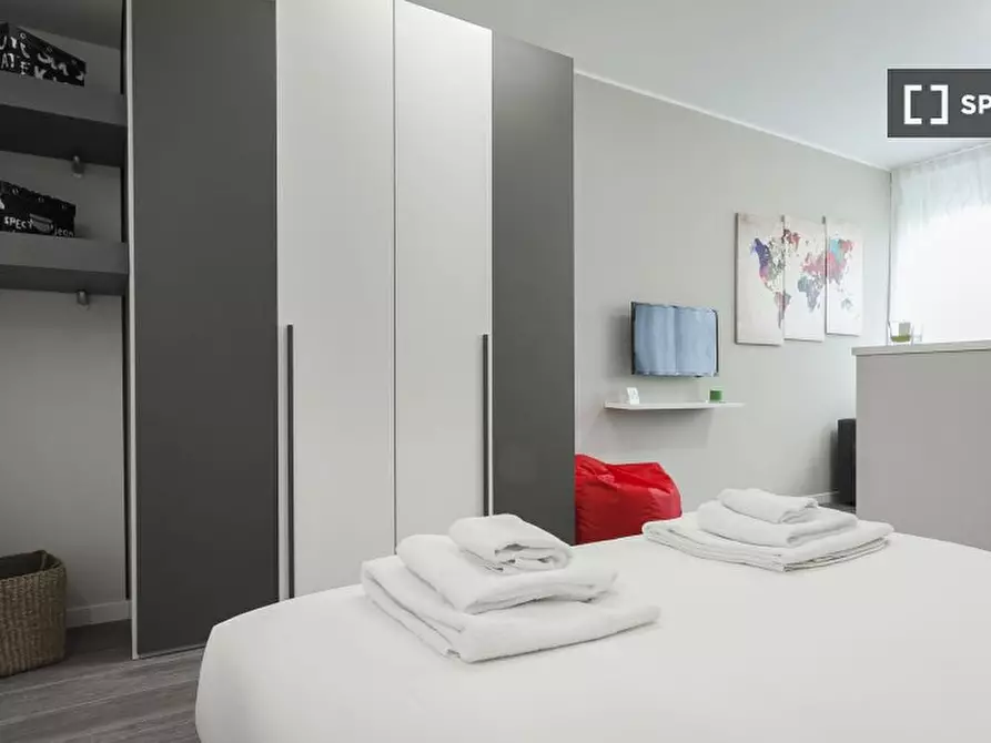 Immagine 13 di Appartamento in affitto  in Piazzale Luigi Cadorna a Milano