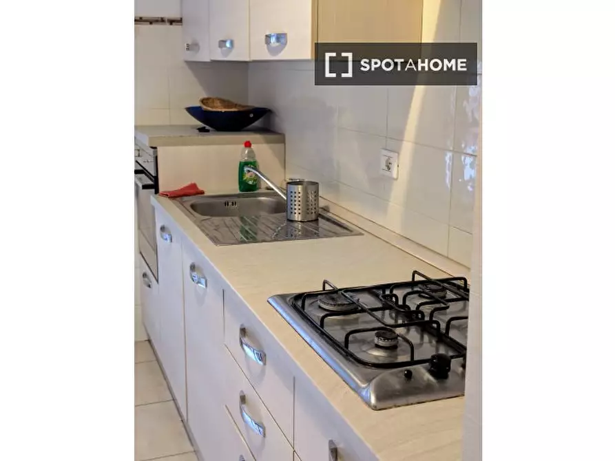 Immagine 14 di Camera condivisa in affitto  in Via Guido Guarini Matteucci a Milano