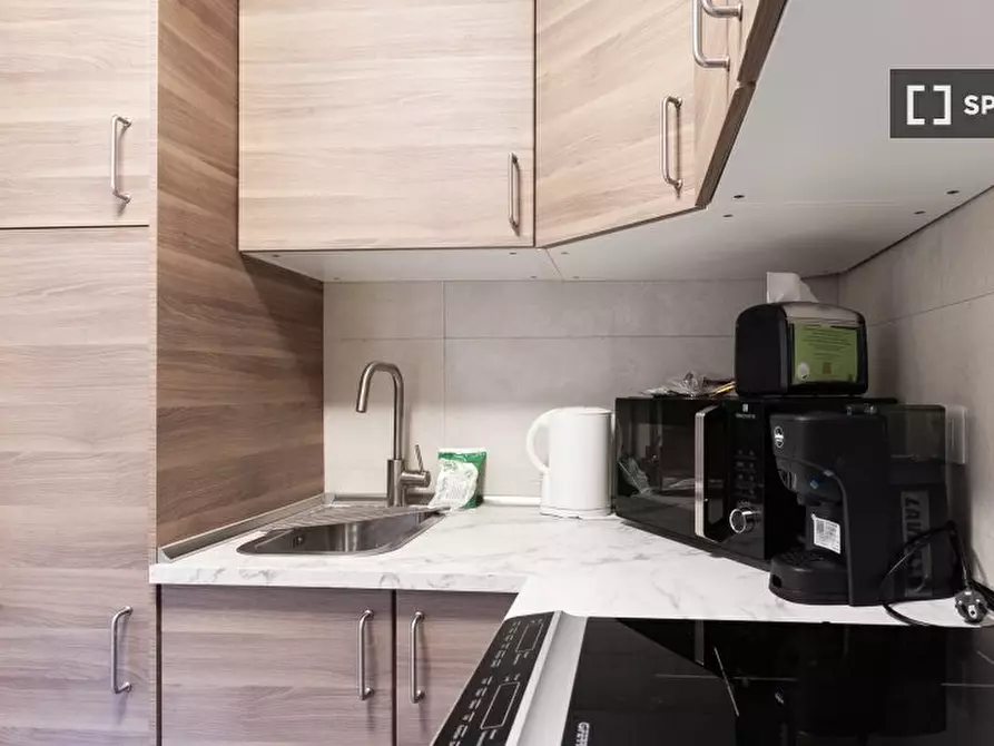 Immagine 19 di Ufficio in affitto  in Via Antonio Tolomeo Trivulzio a Milano