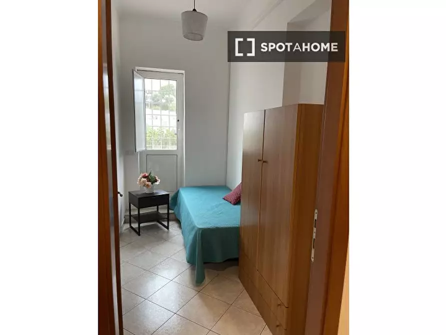 Immagine 15 di Appartamento in affitto  in Via Fraconalto a Roma