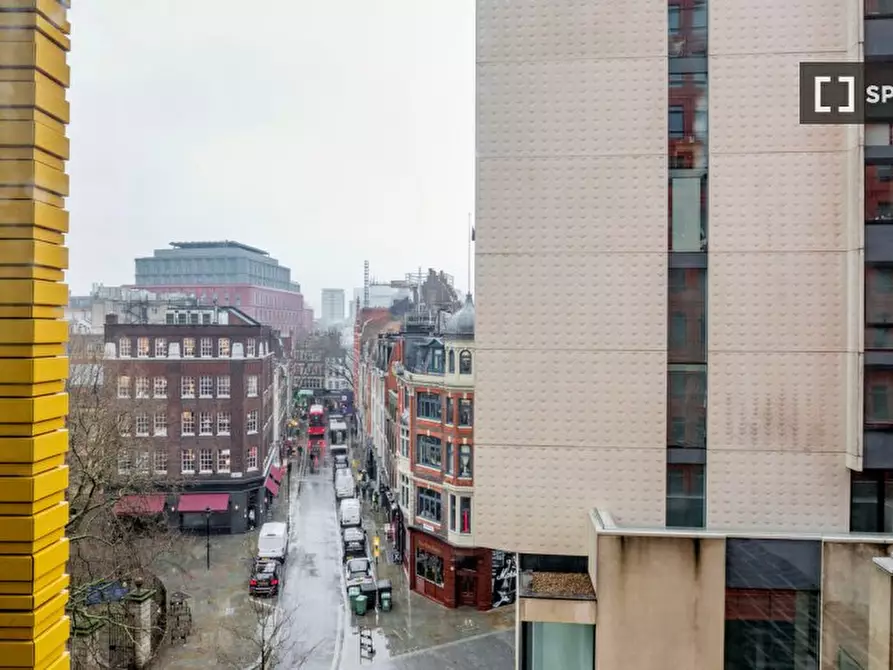 Immagine 5 di Appartamento in affitto  in Central Saint Giles Piazza a Camden Town