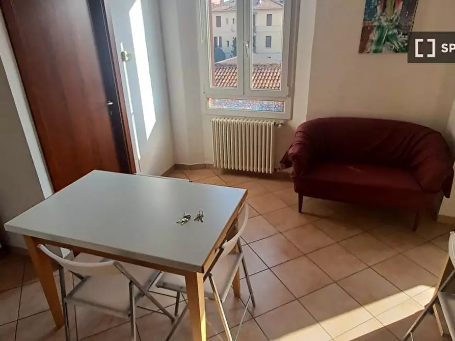 Immagine 2 di Appartamento in affitto  in Via Mazzini, 40138 Bologna BO, Italy a Bologna