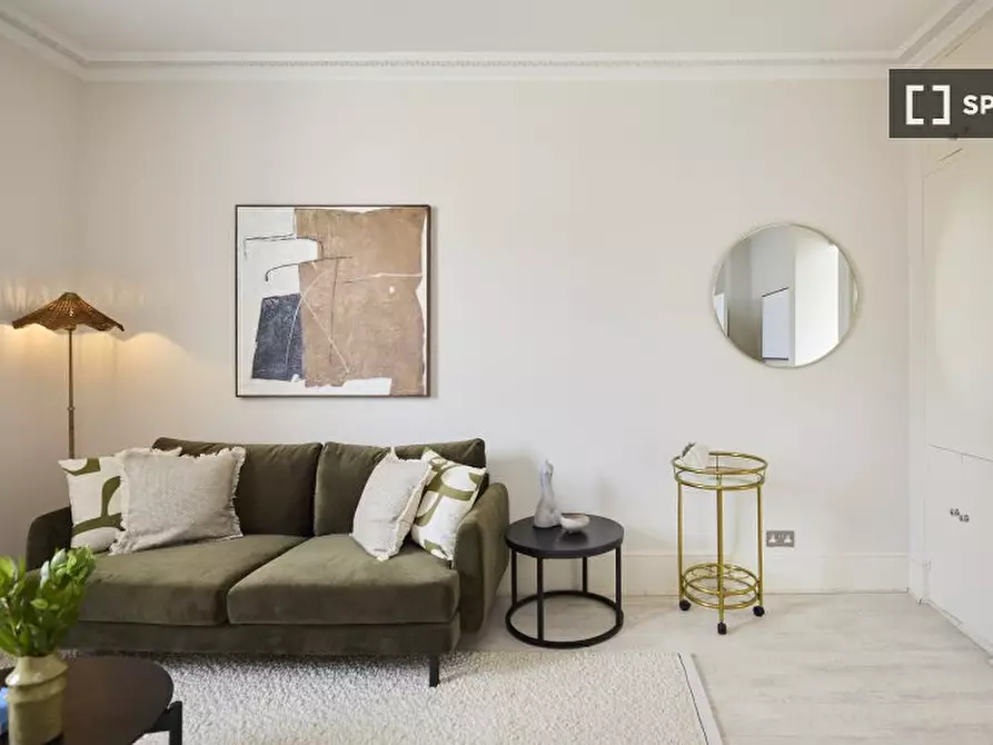 Immagine 18 di Appartamento in affitto  in Queensberry Place a Kensington