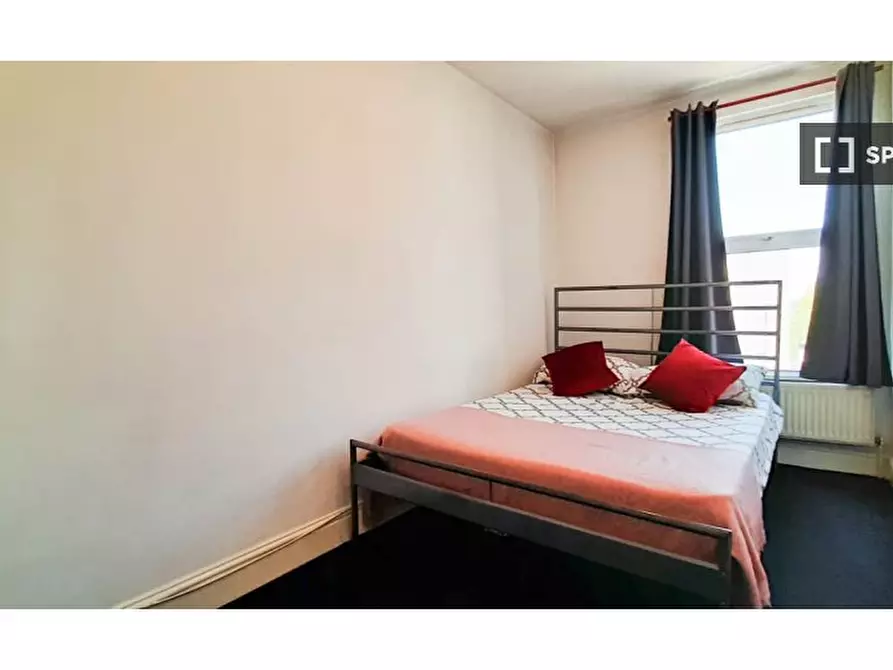 Immagine 11 di Camera condivisa in affitto  in Lavender Hill a Wandsworth