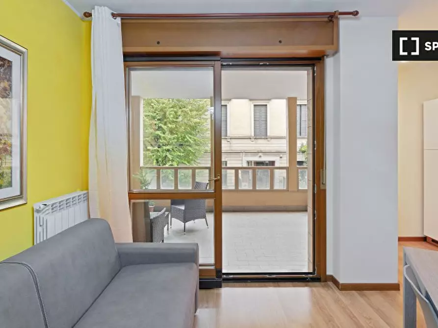 Immagine 10 di Appartamento in affitto  in Via Lorenzo Bartolini a Milano