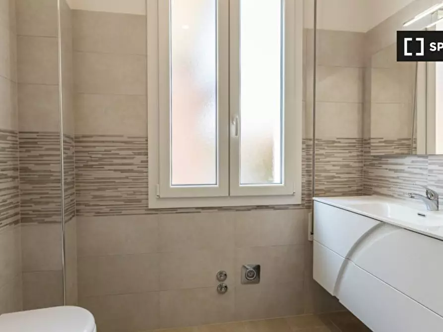 Immagine 5 di Camera condivisa in affitto  in Via Camillo Procaccini, 40129 Bologna BO, Italy a Bologna