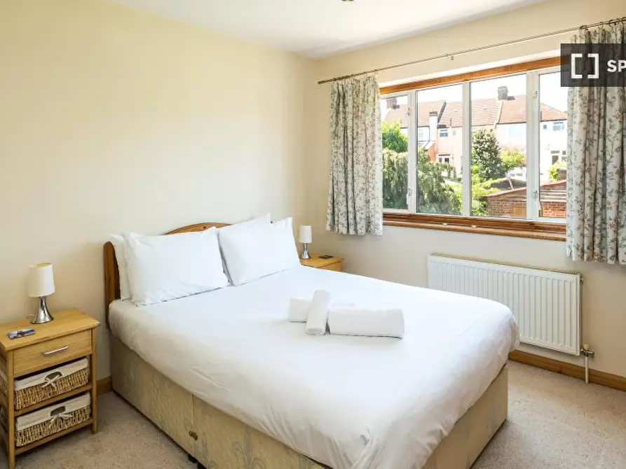 Immagine 13 di Appartamento in affitto  in Greenhurst Rd a Lambeth