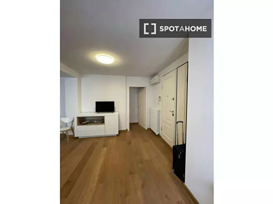 Immagine 9 di Appartamento in affitto  in Via Barberia a Bologna