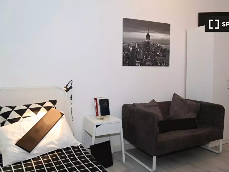 Immagine 2 di Camera condivisa in affitto  in Via S. Marco a Trento