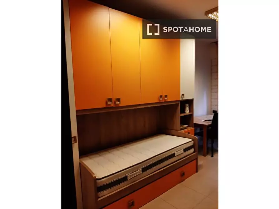 Immagine 8 di Ufficio in affitto  in Via Attilio Momigliano a Milano