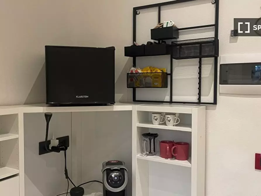 Immagine 3 di Camera condivisa in affitto  in Via Pier Dionigi Pinelli a Torino