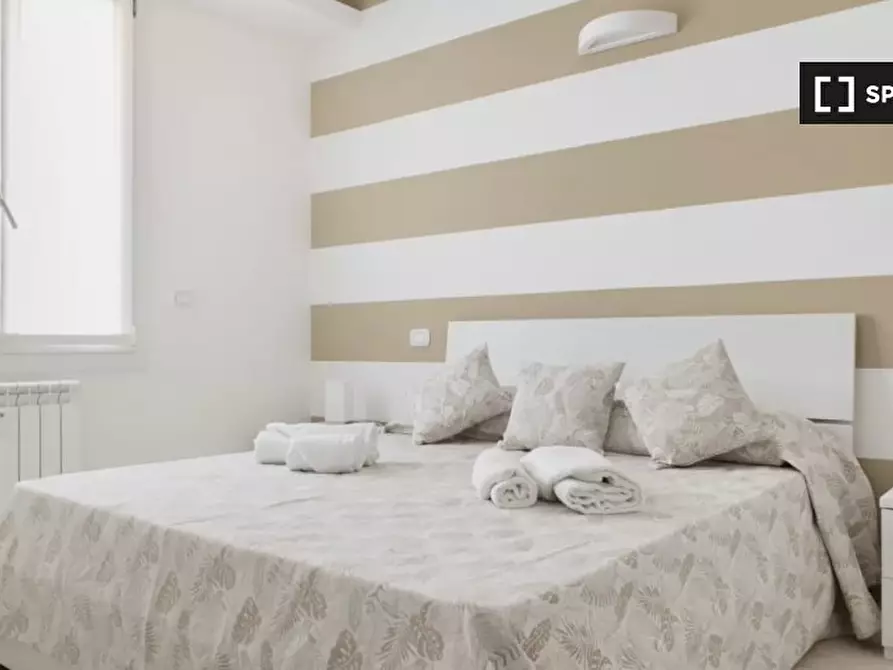 Immagine 8 di Appartamento in affitto  in Via Cairoli a Bologna