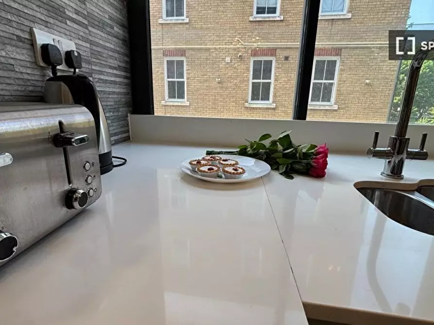 Immagine 10 di Appartamento in affitto  in Bromehead St, Whitechapel, London E1 2PQ, UK a Poplar
